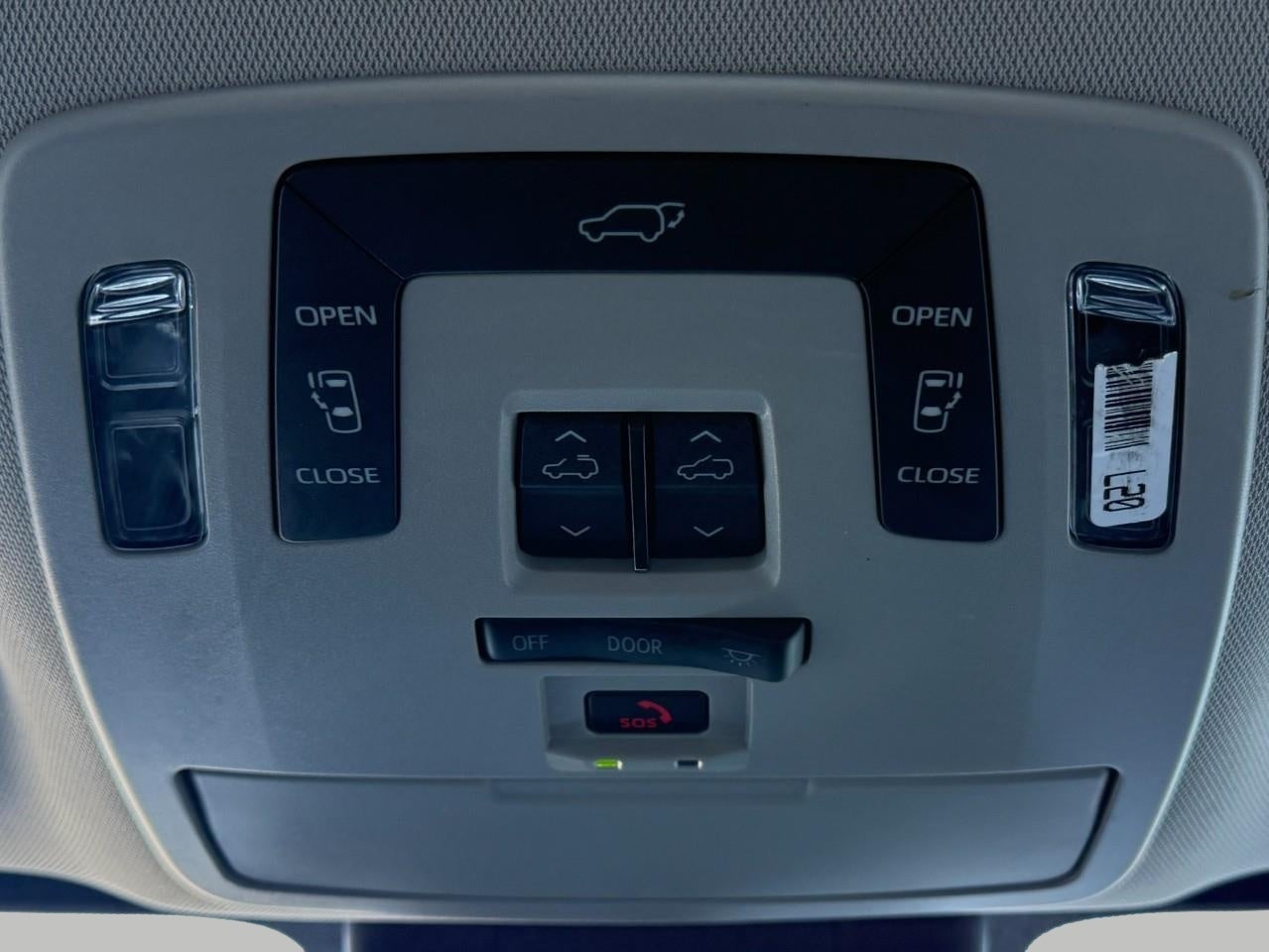 2024 Toyota SIENNA PASSENGER VAN