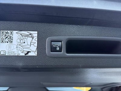 2024 Toyota SIENNA PASSENGER VAN