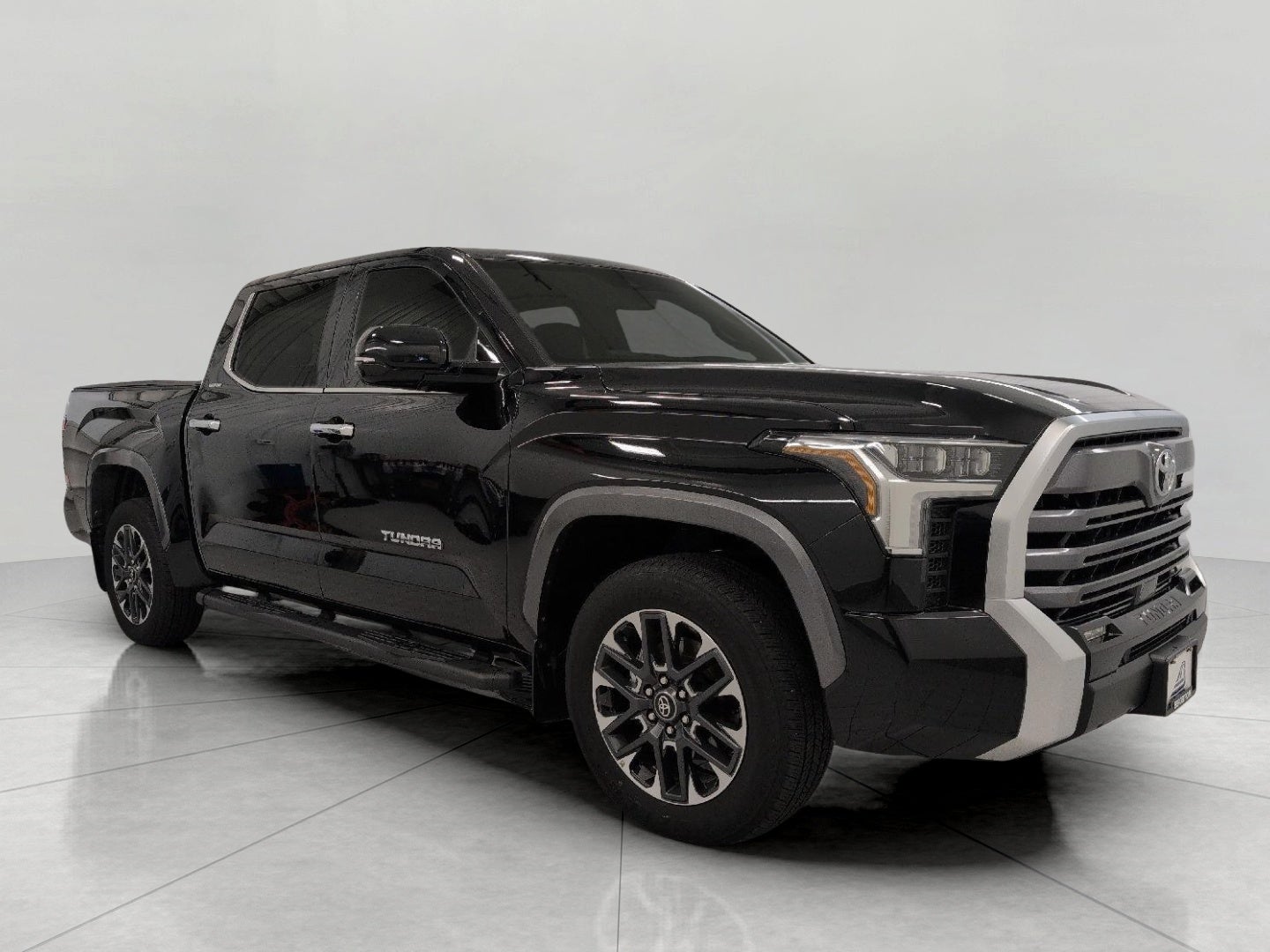 2025 Toyota Tundra 4WD Limited CrewMax 5.5' Bed