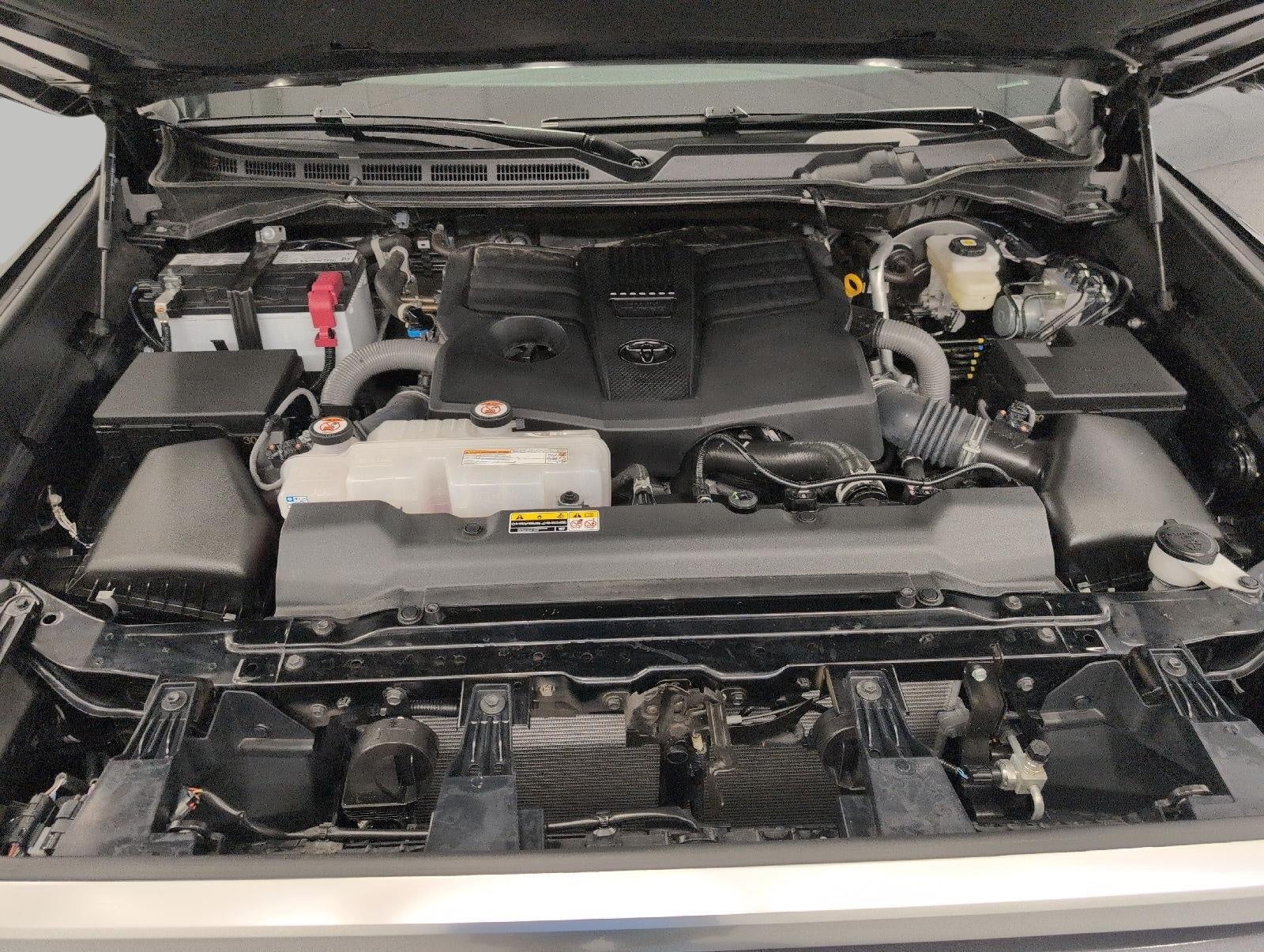 2025 Toyota Tundra 4WD Limited CrewMax 5.5' Bed