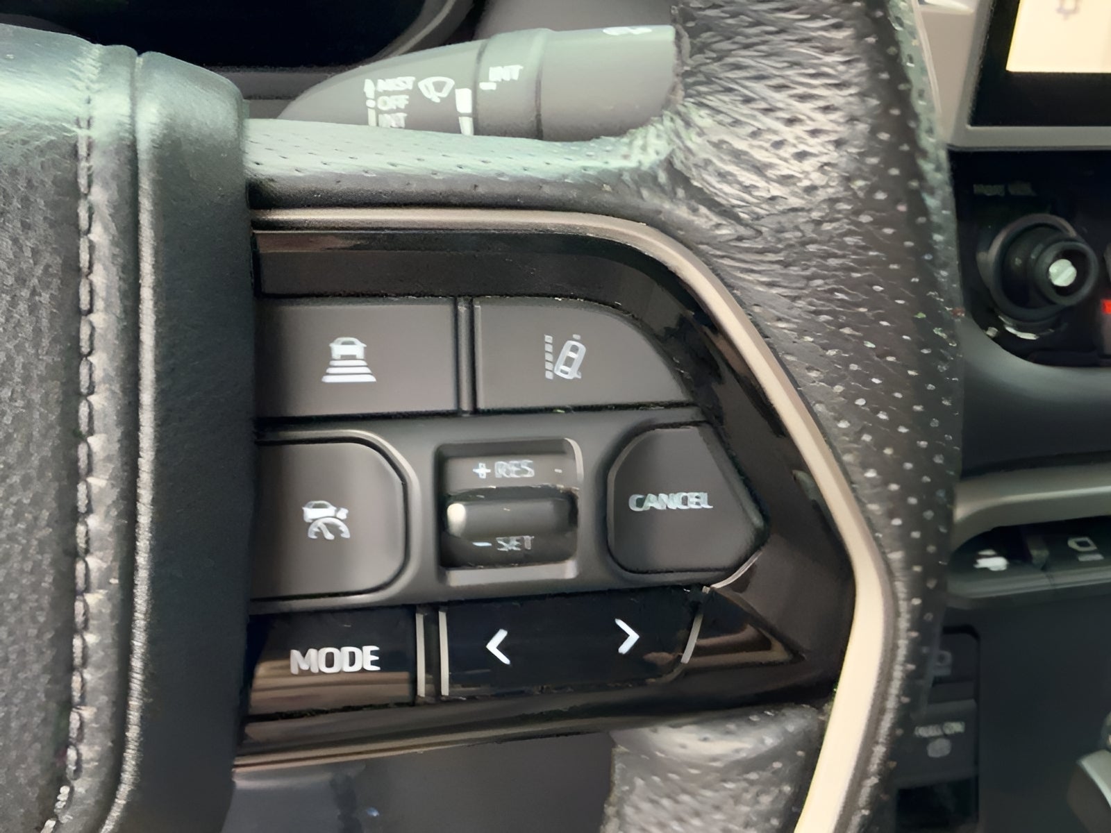 2024 Toyota Tundra 4WD Limited Hybrid CrewMax 5.5' Bed