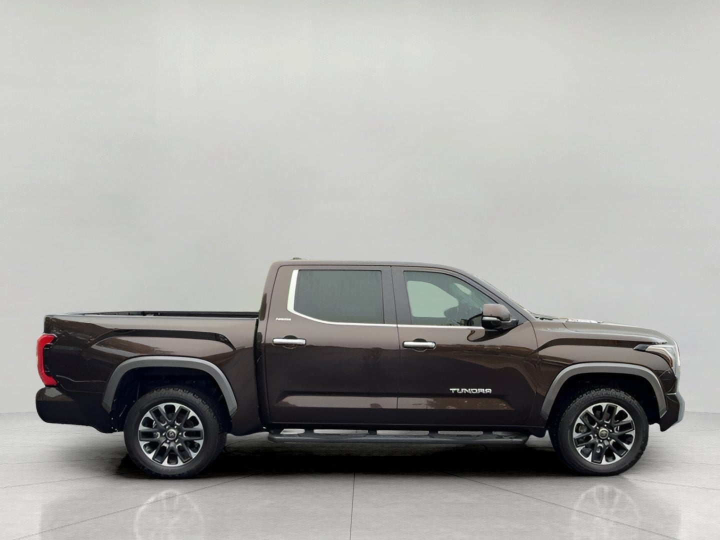 2024 Toyota Tundra 4WD Limited Hybrid CrewMax 5.5' Bed