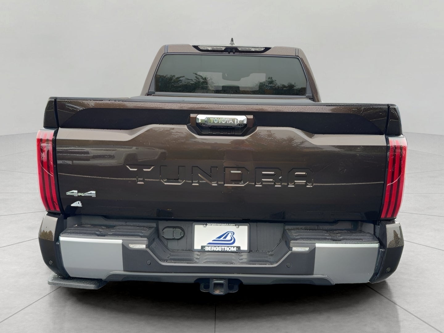 2024 Toyota Tundra 4WD Limited Hybrid CrewMax 5.5' Bed