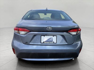 2022 Toyota Corolla LE CVT