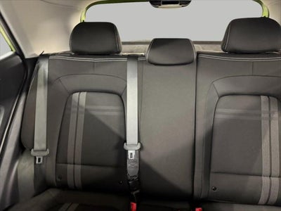 2025 Toyota Corolla Cross XLE 4WD