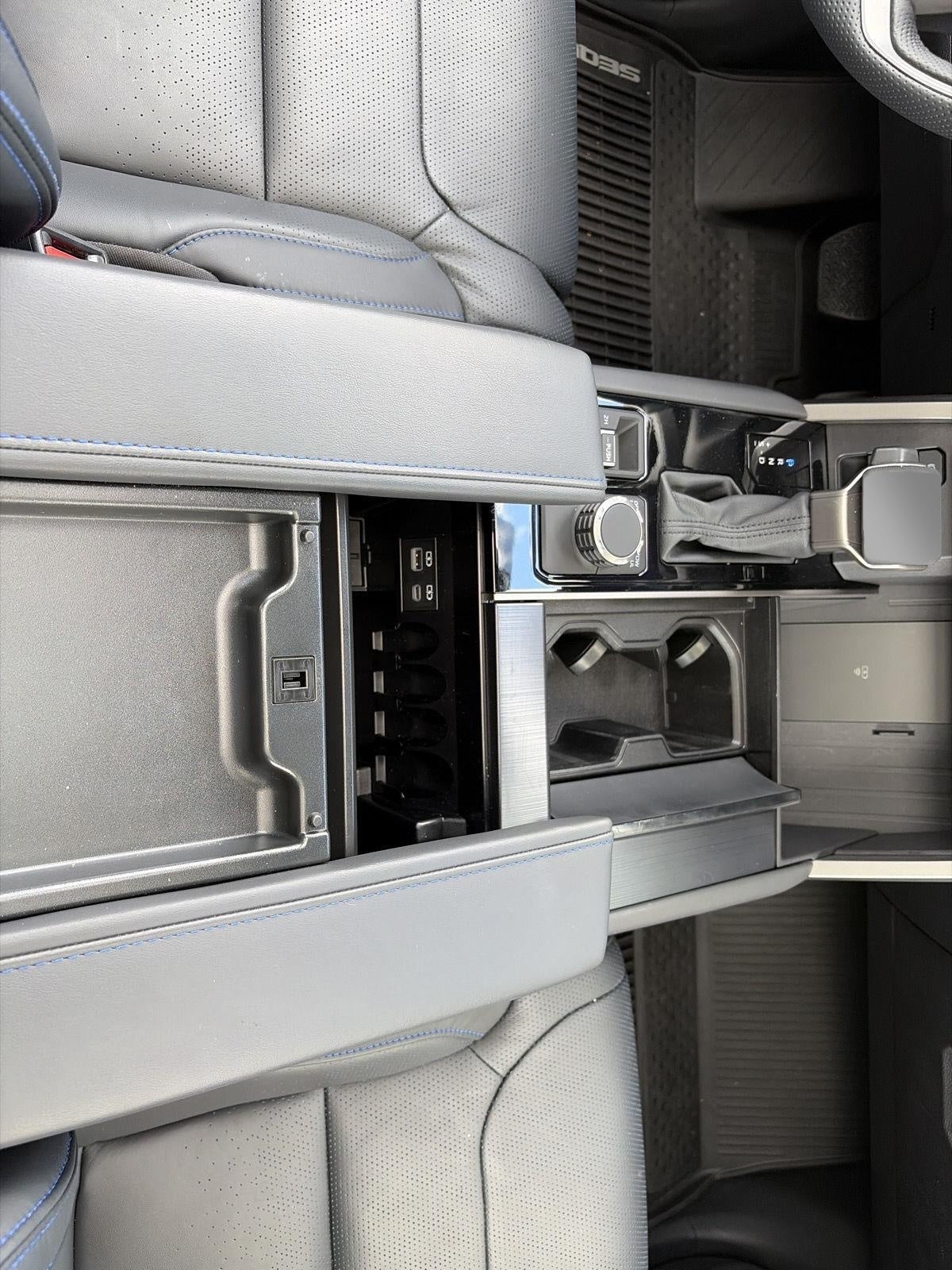 2026 Toyota Sequoia Platinum 4WD