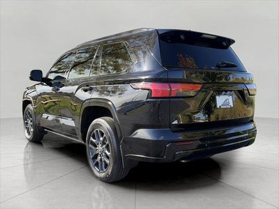 2023 Toyota Sequoia Platinum 4WD