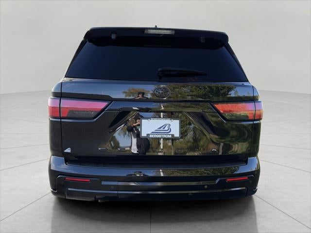 2023 Toyota Sequoia Platinum 4WD