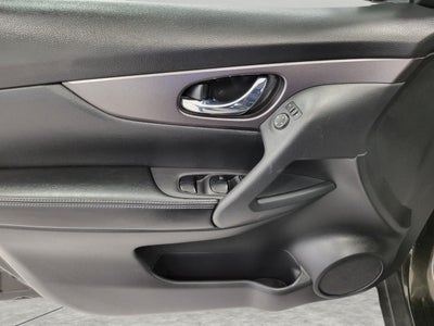 2016 Nissan Rogue AWD 4dr S