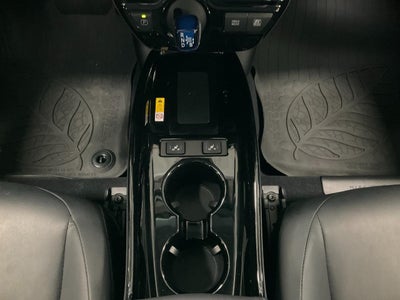 2019 Toyota PRIUS HATCHBACK