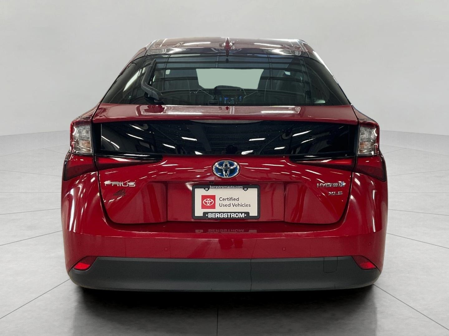 2019 Toyota PRIUS HATCHBACK