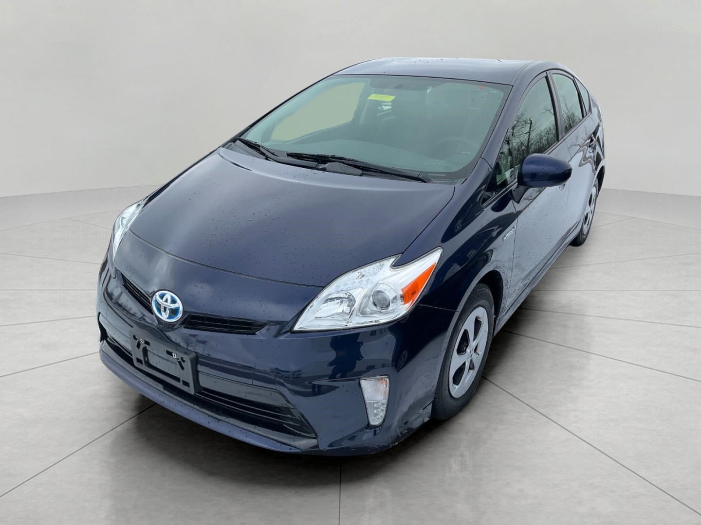 2015 Toyota PRIUS HATCHBACK