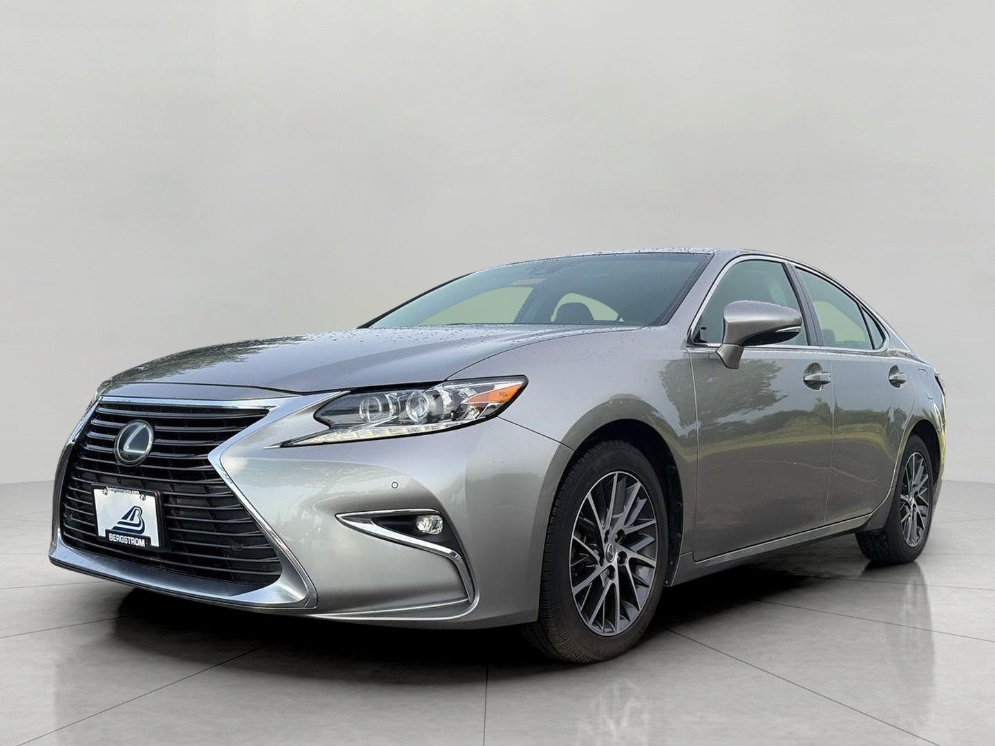 2016 Lexus ES 350 4dr Sdn