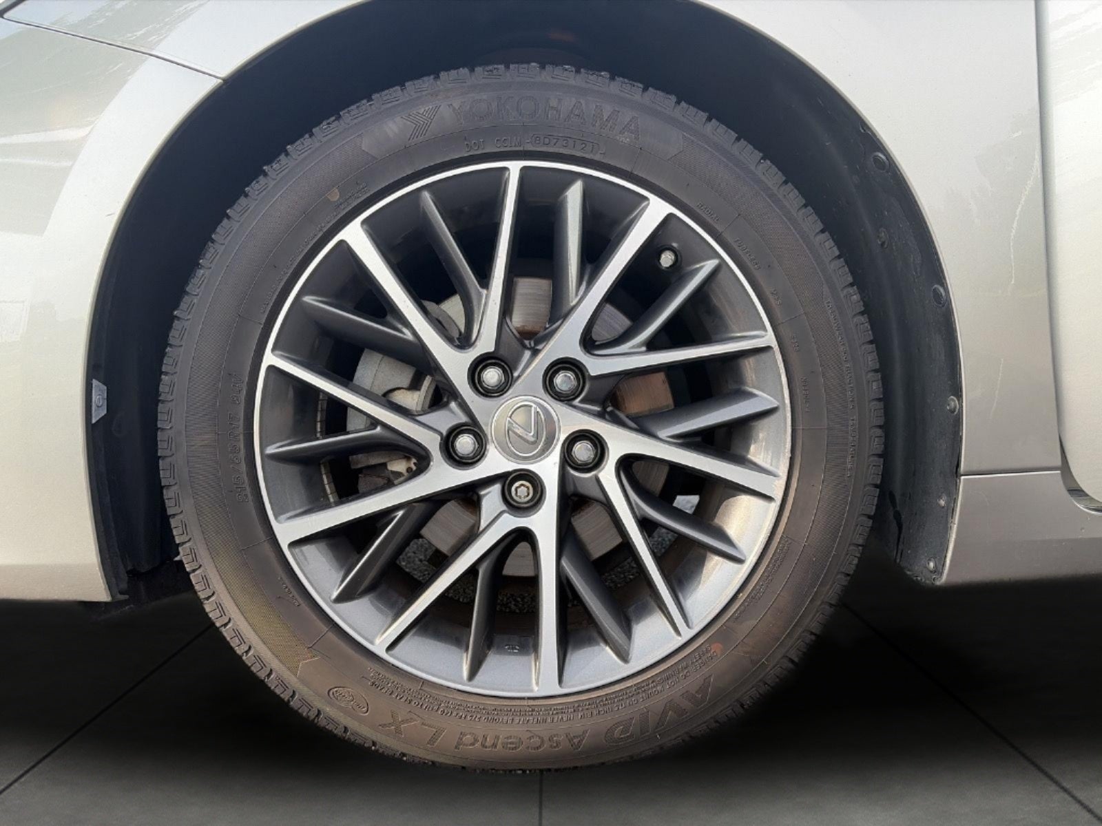 2016 Lexus ES 350 4dr Sdn