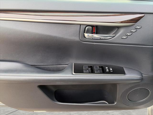 2016 Lexus ES 350 4dr Sdn