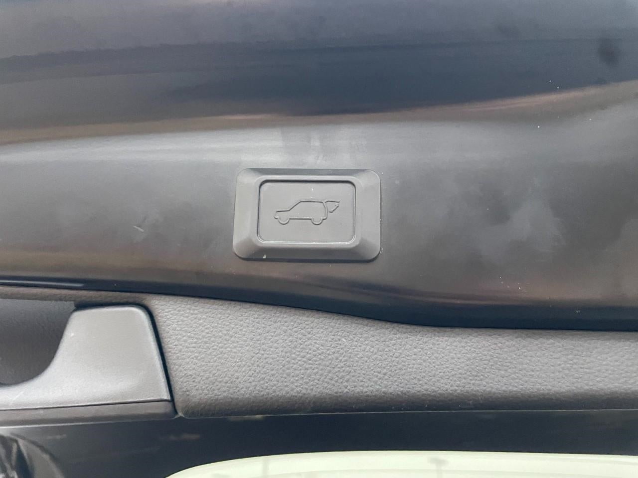 2021 Toyota RAV4 Hybrid XLE Premium AWD