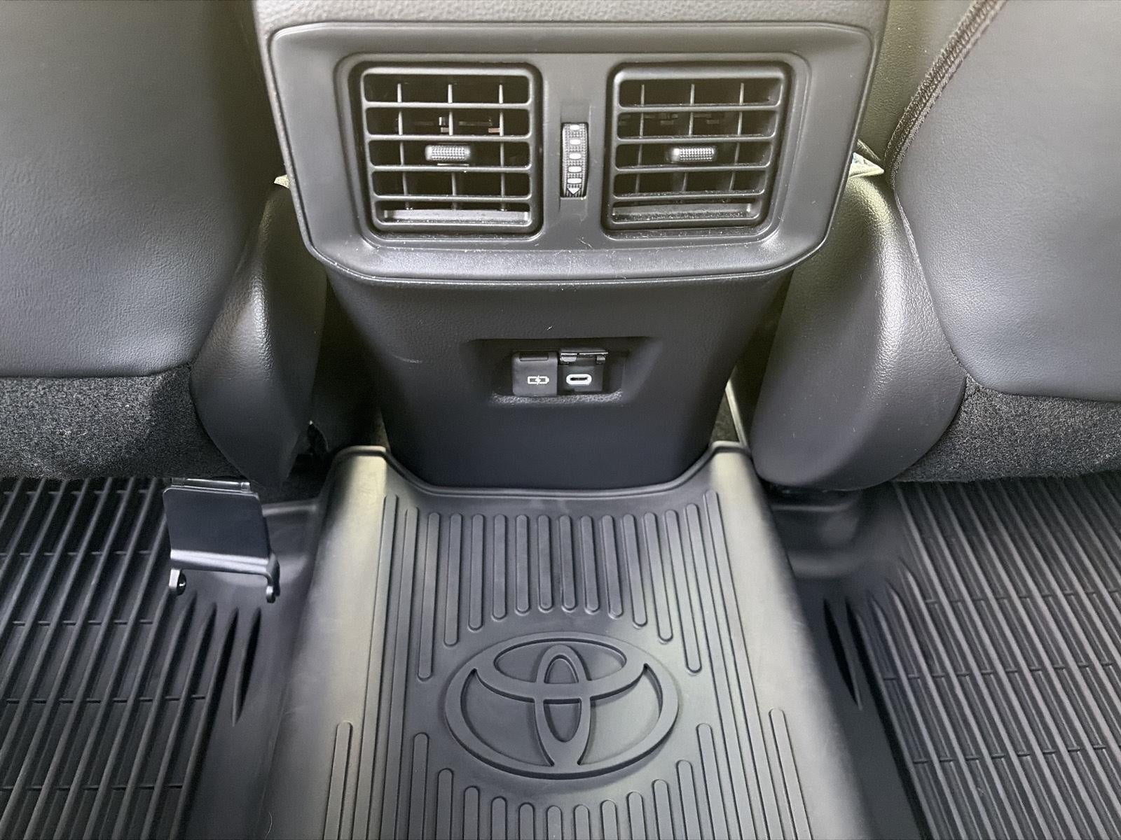 2025 Toyota RAV4 Hybrid XSE AWD