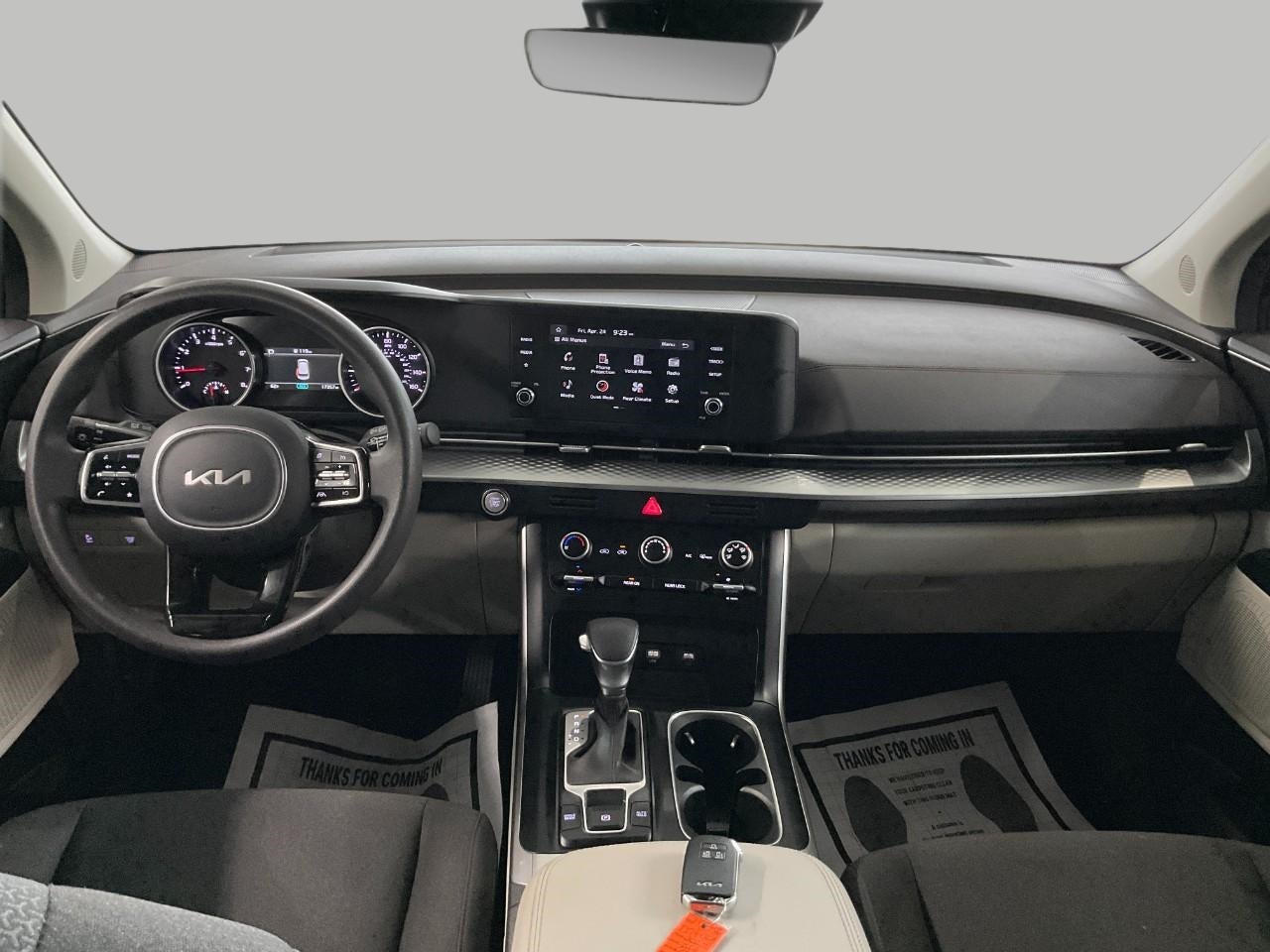 2024 Kia Carnival LX FWD