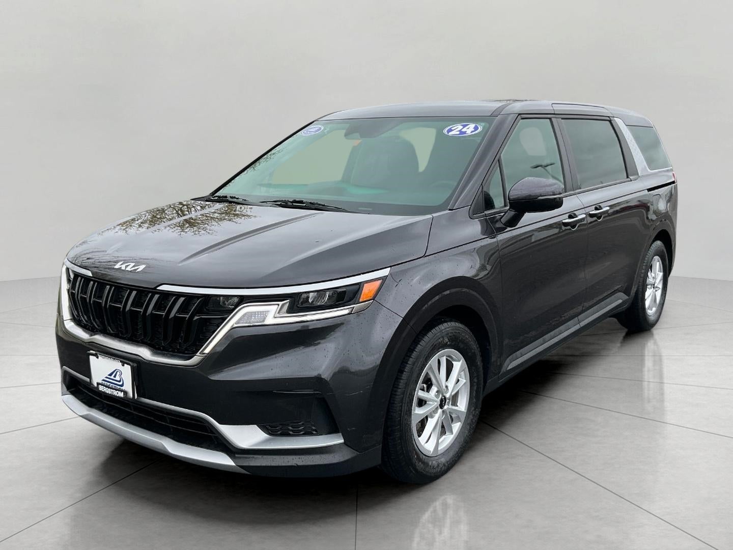 2024 Kia Carnival LX FWD