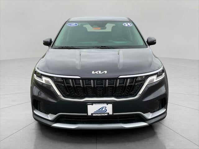 2024 Kia Carnival LX FWD