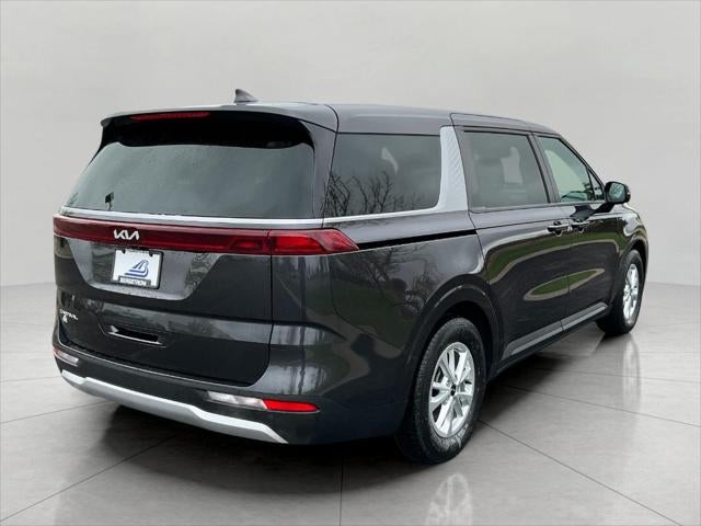 2024 Kia Carnival LX FWD
