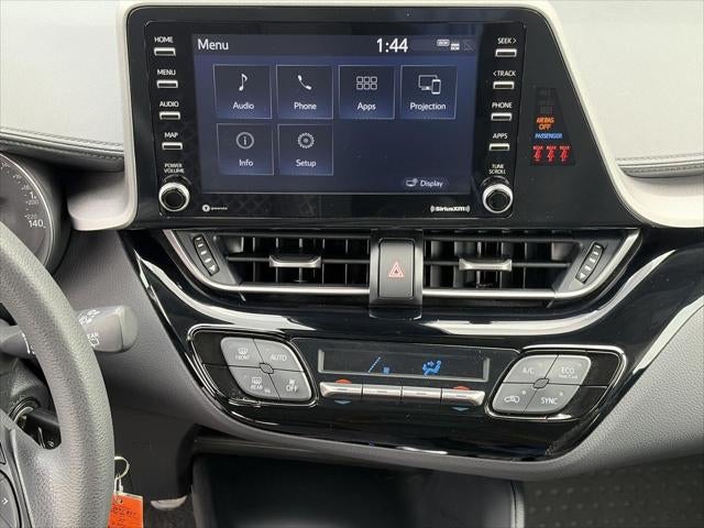 2021 Toyota C-HR LE FWD