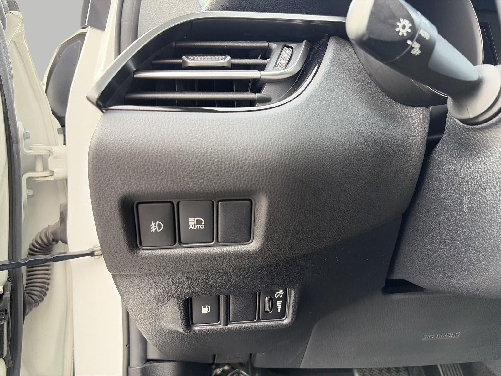 2018 Toyota C-HR XLE FWD