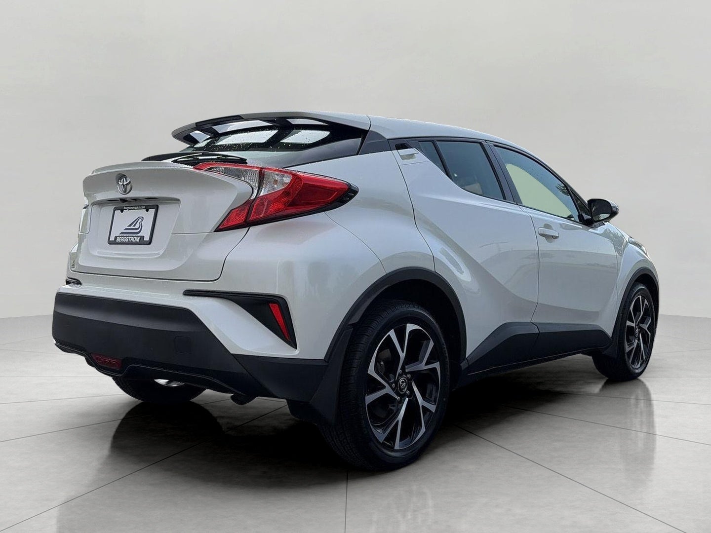 2018 Toyota C-HR XLE FWD