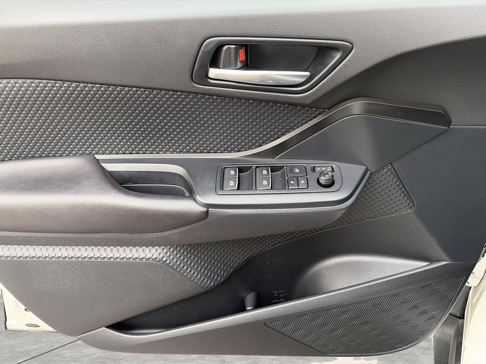 2018 Toyota C-HR XLE FWD