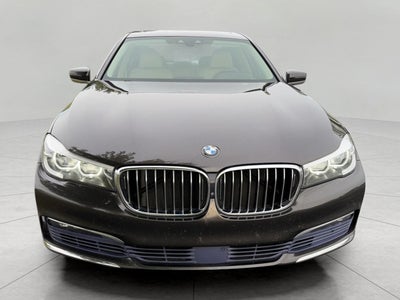 2017 BMW 7 Series 740i xDrive Sedan
