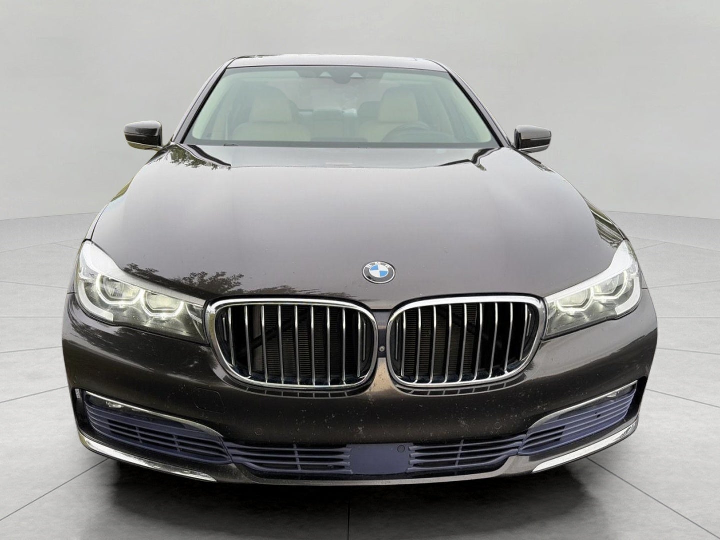 2017 BMW 7 Series 740i xDrive Sedan