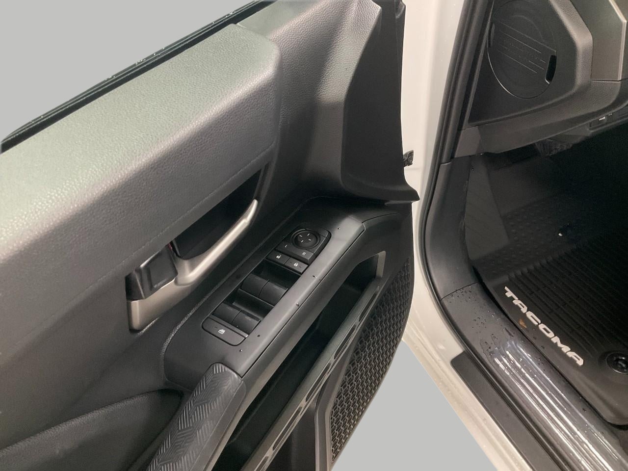 2026 Toyota Tacoma TRD Off Road - Photo 37