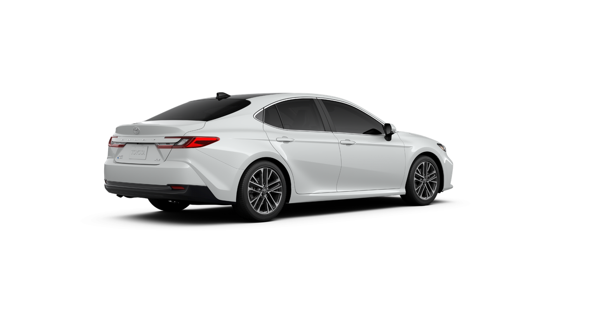 2027 Toyota Camry XLE AWD