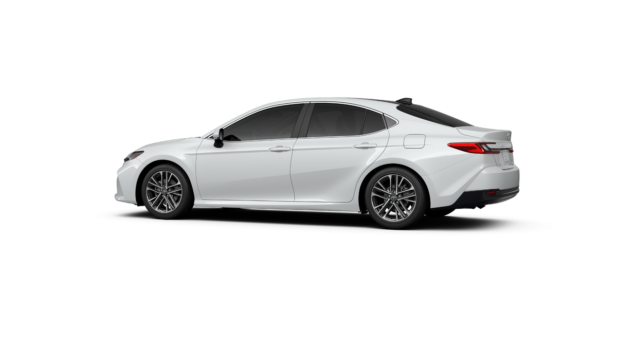 2027 Toyota Camry XLE AWD