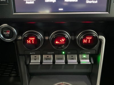 2026 Toyota GR86 Premium MT