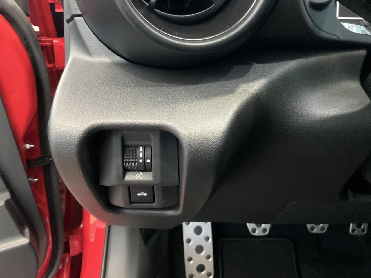 2026 Toyota GR86 Premium MT