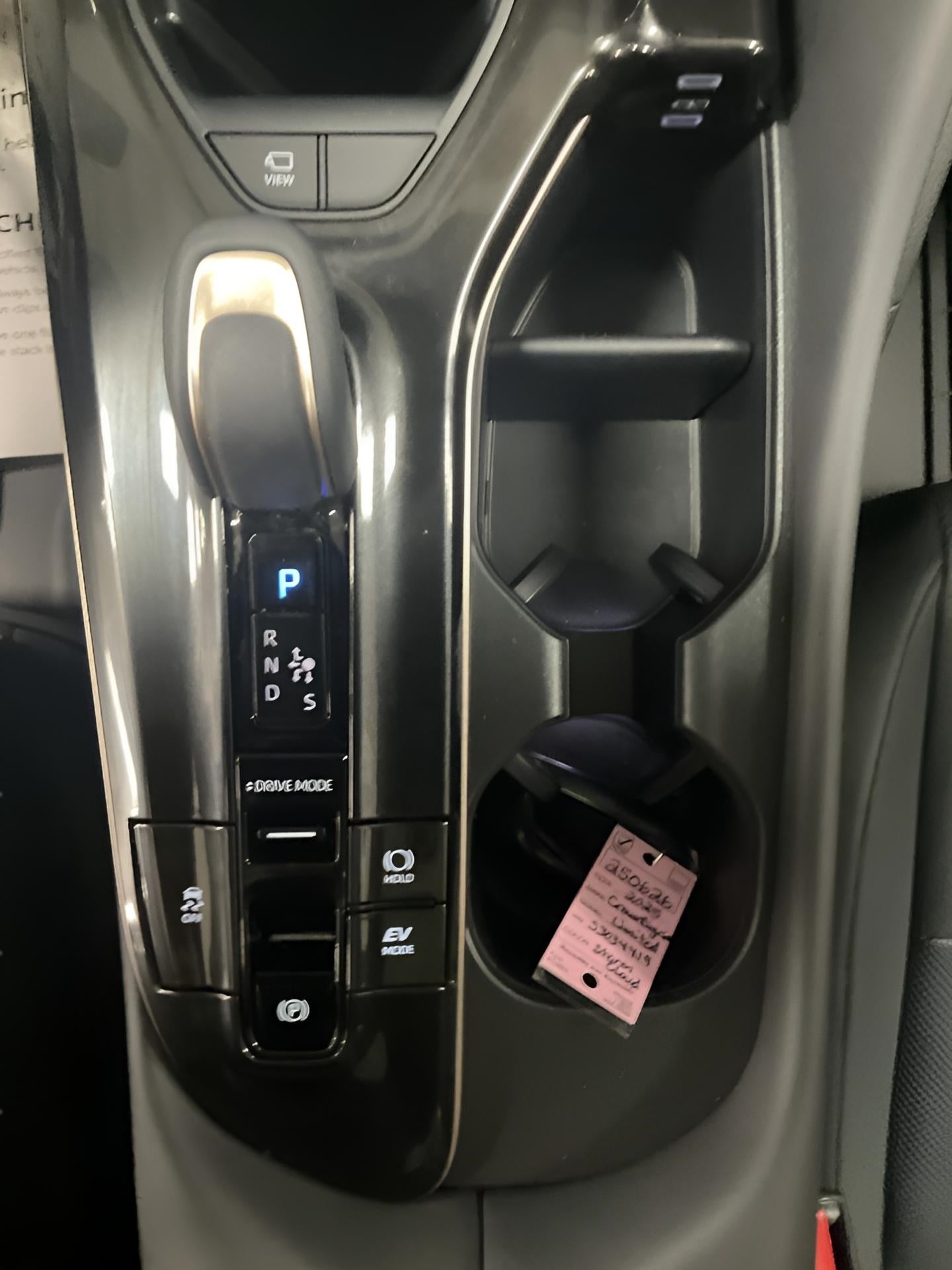 2025 Toyota Toyota Crown Signia Limited