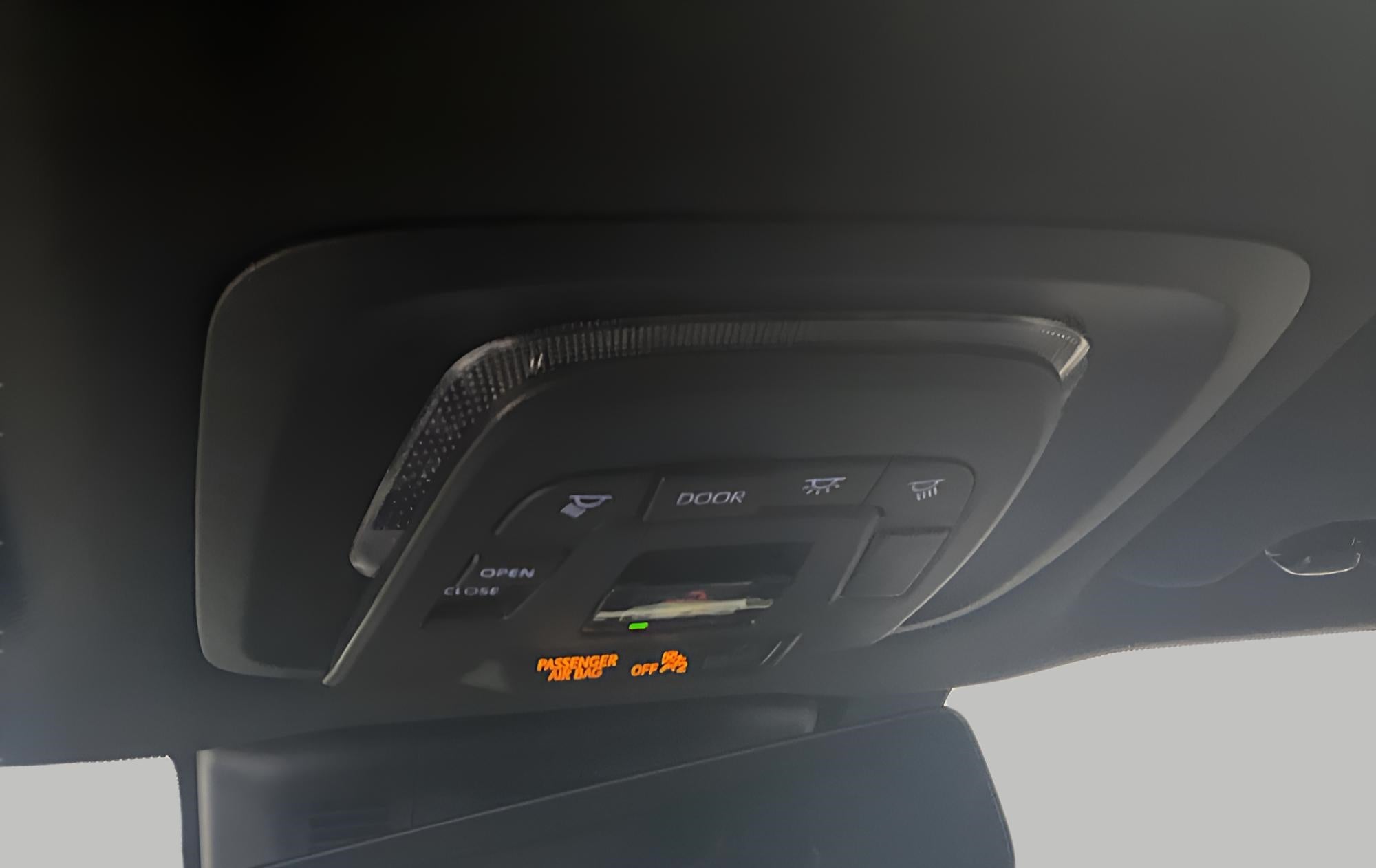 2025 Toyota Toyota Crown Signia Limited