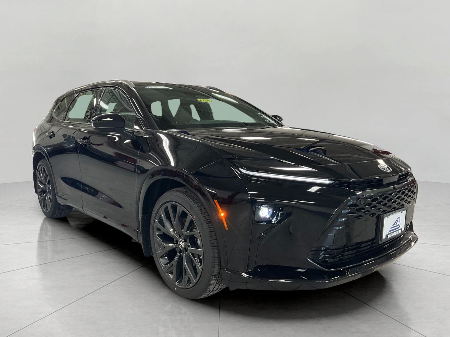 2026 Toyota Toyota Crown Signia Limited