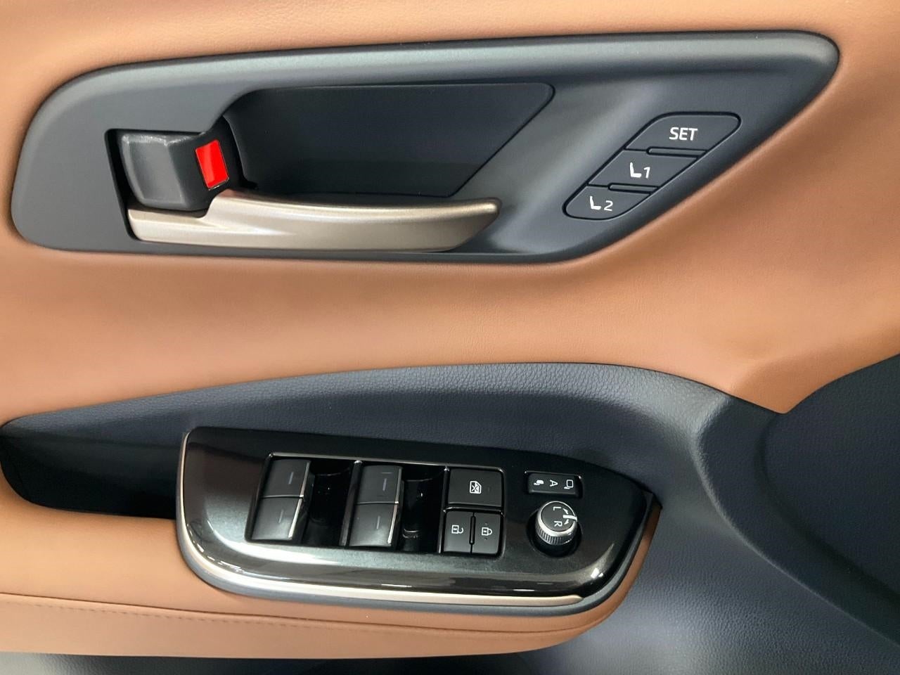 2026 Toyota Toyota Crown Signia Limited