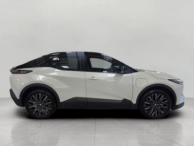 2026 Toyota C-HR XSE
