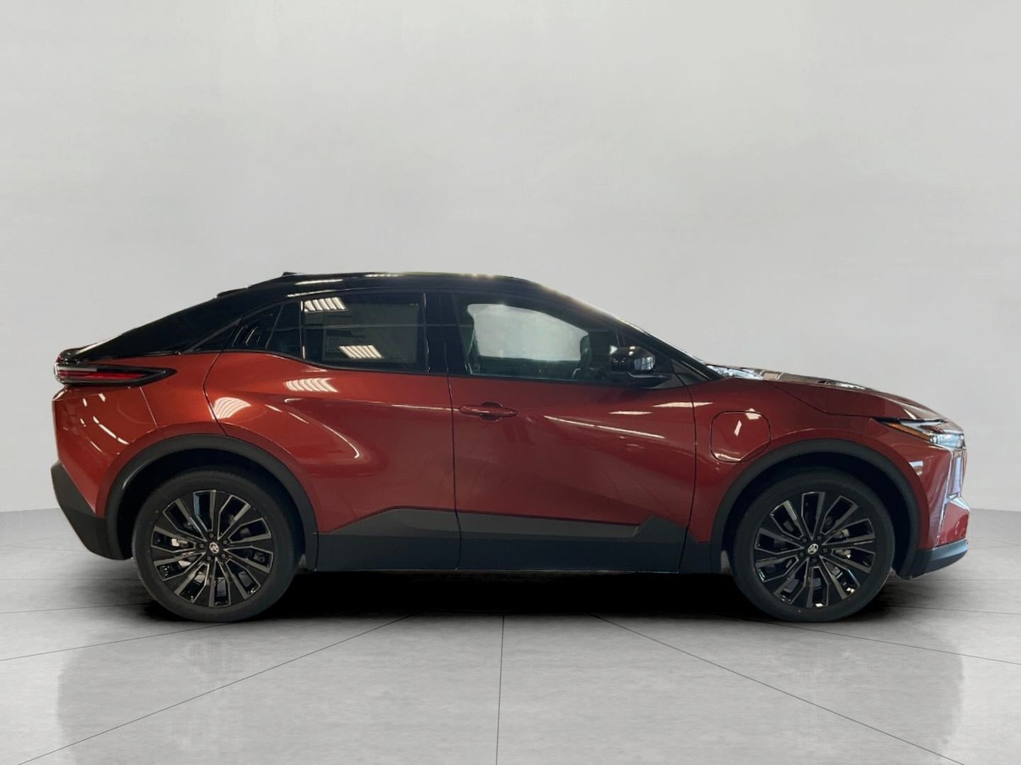 2026 Toyota C-HR XSE
