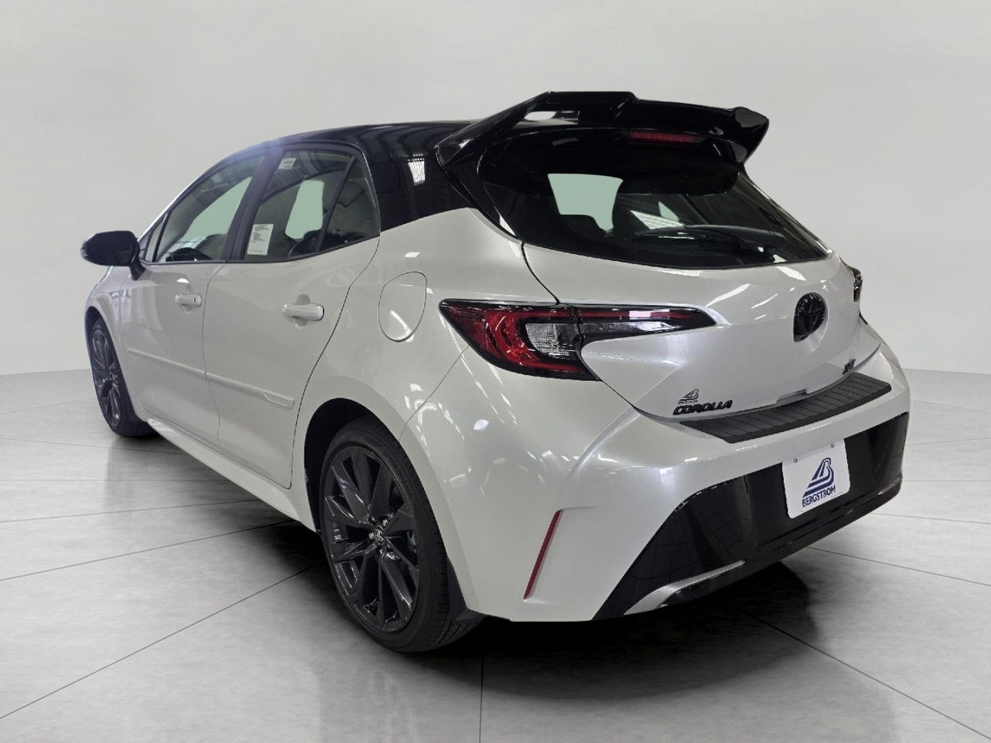 2026 Toyota Corolla Hatchback XSE